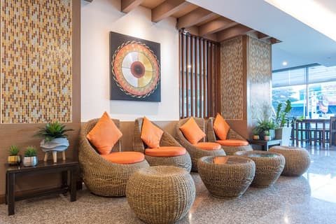 24@Home Hotel, Lobby