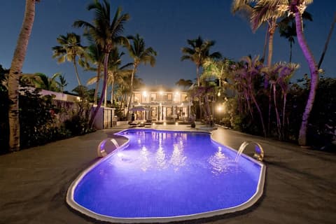 TRACADERO Beach Club and Holidays Rentals, Room