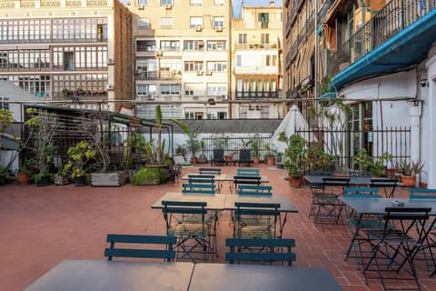 The Central House Barcelona Gracia - Hostel, Terrace/patio