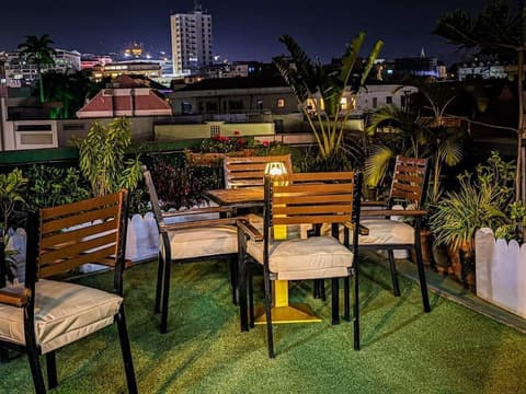 Central Hotel Tana, Terrace/patio