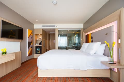 Novotel Manila Araneta City Hotel, Room