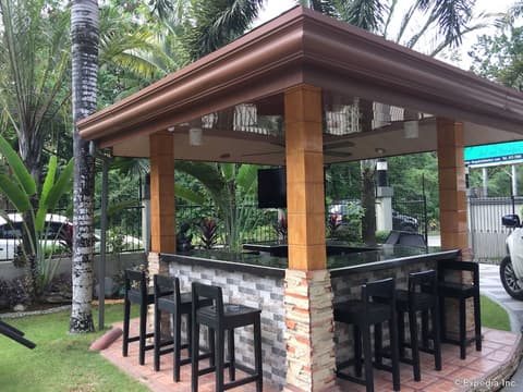 The Gabriella B&B, Bar (on property)