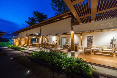 Banana Fan Sea Resort, Reception