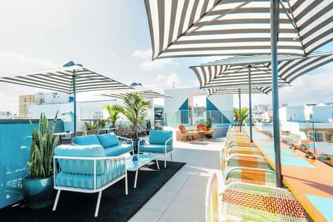 Occidental Las Canteras, Bar (on property)