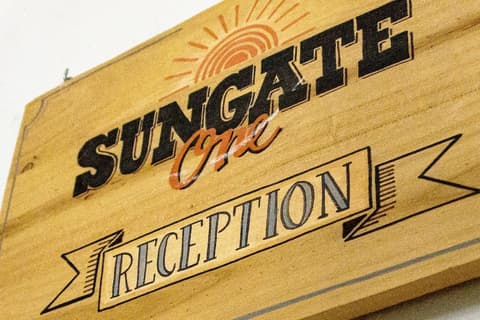Onefam Sungate, Reception