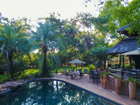 Lokuthula Lodges, Outdoor pool