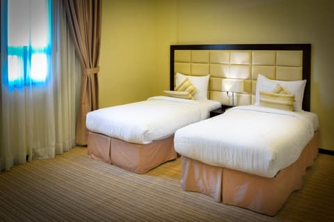 Golden Ocean Hotel, Lobby sitting area