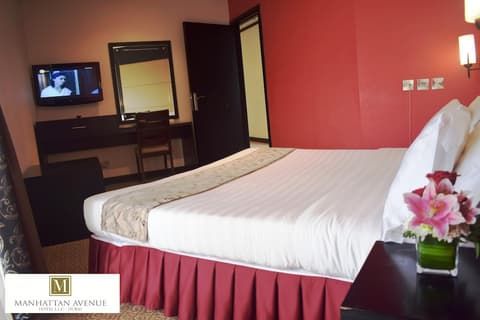 Manhattan Avenue Hotel, Room