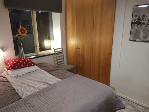 The Pink House, Room