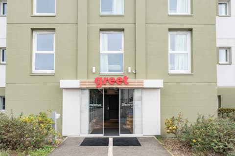 Greet Hôtel Prévessin Genève Aéroport, Front of property