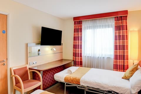 Belvilla Aberdeen Bridge of Don Sea VIew - Ex Holiday Inn Express, Room