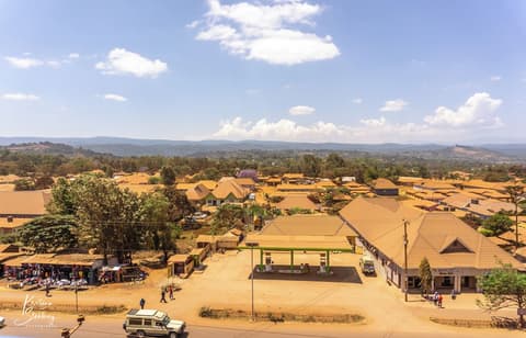 Lilac Elevate Inn, Street view