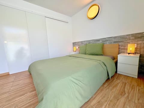 Sea View Bungalow with Communal Pool, Room