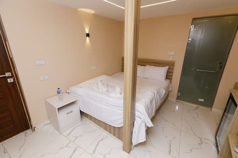 Pyramids Express View Inn, Room