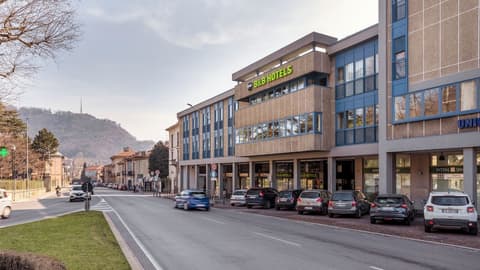 B&B HOTEL Como Baradello, Exterior