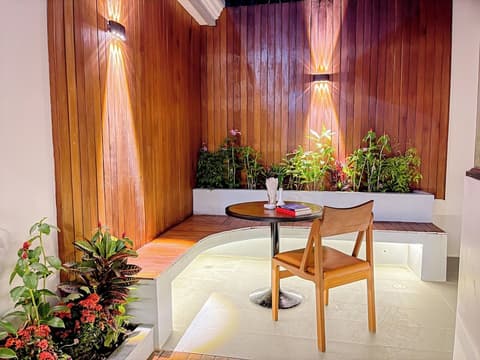 Cambana La Rivière Hotel, Living area