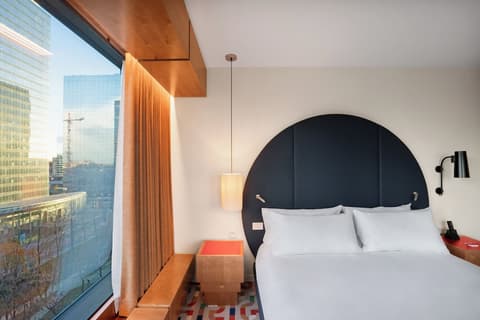 The Standard Brussels, Room