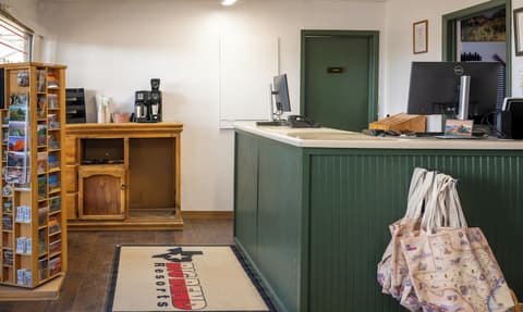 Big Bend Station, Reception