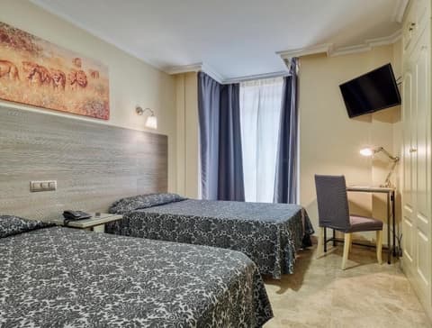 HOTEL CABALLERO ERRANTE, Room