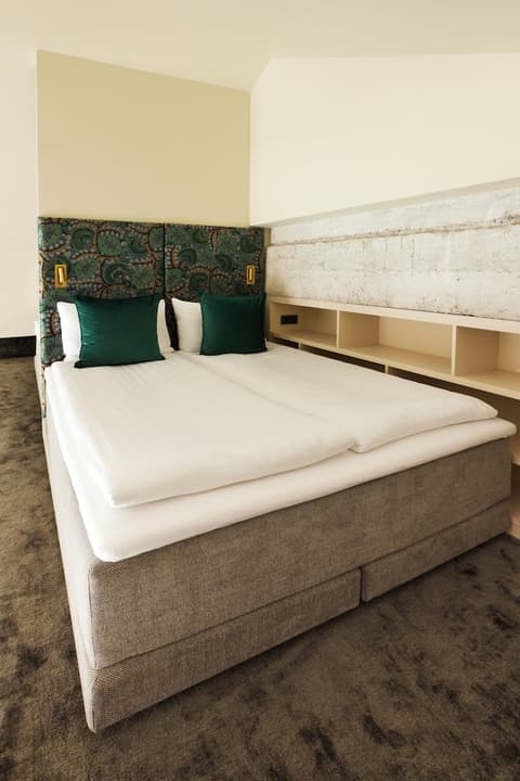 Eze Beach Residence, Room