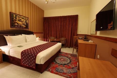 New California Hotel, Room