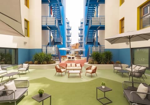 Yugo Sabadell LLac, Garden