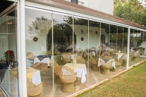 Hotel Hacienda el Santiscal, Terrace/patio