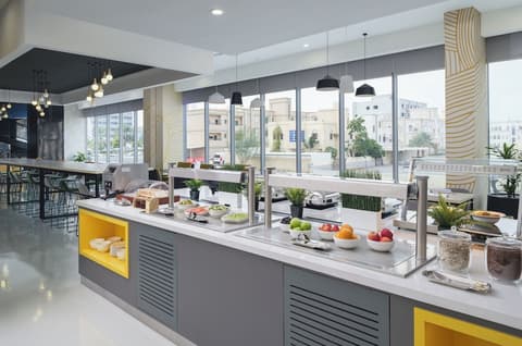 Studio M Muscat, Breakfast buffet
