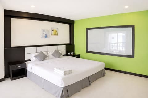 Star House Patong, Room