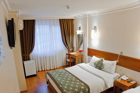 Avlonya Hotel, Room
