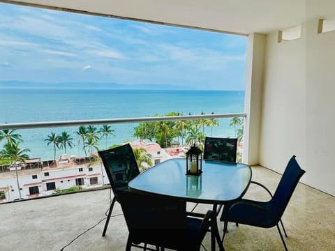 Los Picos Hotel & Suites Bucerias, Room