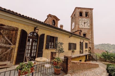 Castello di Casalborgone - Luxury Castle, Room