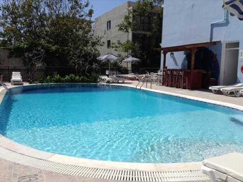 ARTE ANNAPOLIS INN, Pool