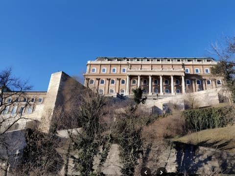 Leon Hotel & Lounge, View from room