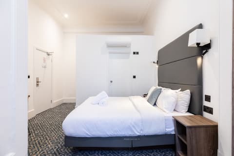 The Chapter Hotels - J Hyde Park, Room