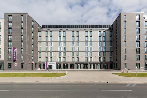 Premier Inn Frankfurt Messe, Exterior