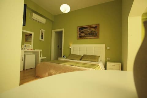 White City  Hotel & Restaurant, Room