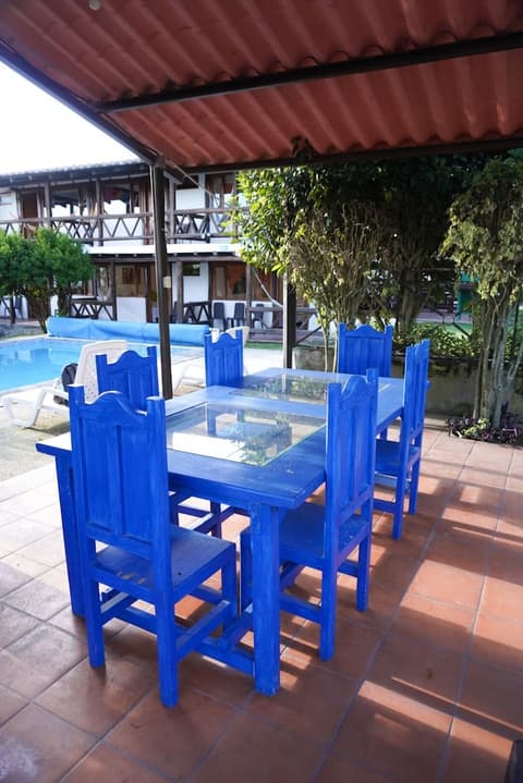 Samariwasi airport hotel, Terrace/patio