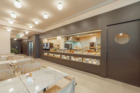 ABC HOTEL PORTO - CAMPANHÃ, Restaurant