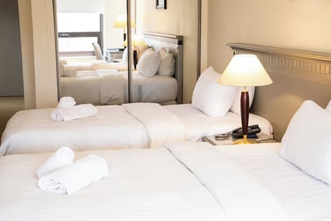 Armada Avenue Hotel, Room