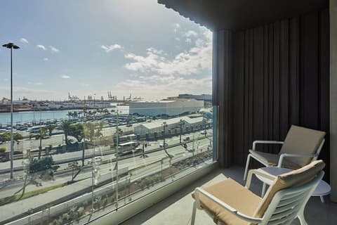 Silken Atlantis Suite – Holiday Homes, Room