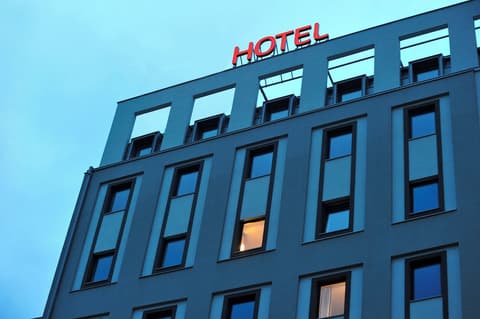 Skopje City Center, Front of property