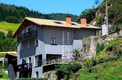 Txanka Erreka, Exterior