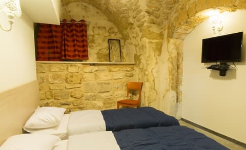Al Hakim Boutique Hotel Old Town Nazareth, Room