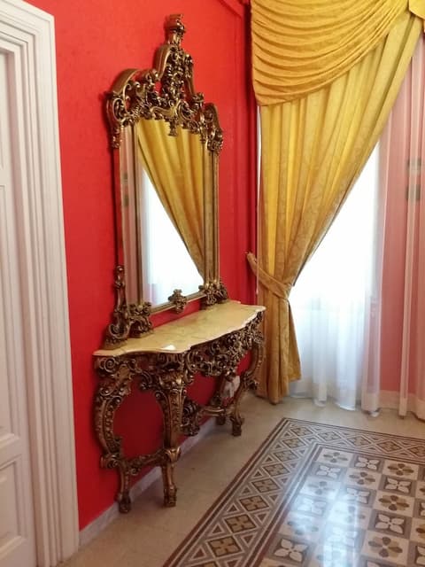 La Breccia a Porta Pia, Lobby