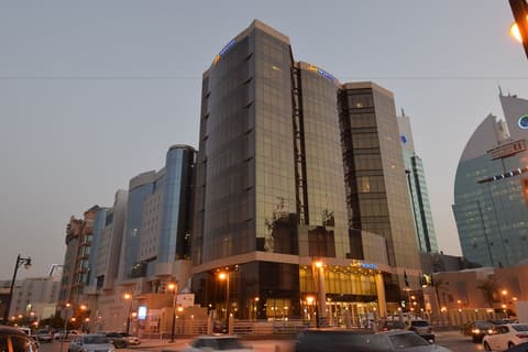 Novotel Suites Riyadh Center, Front of property - evening/night