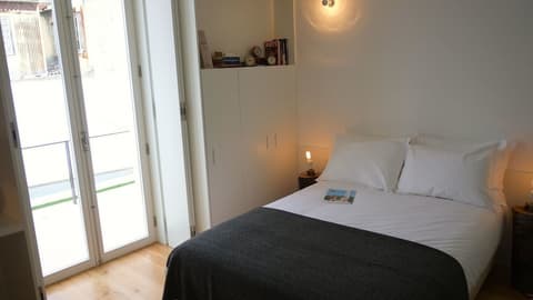 The Late Birds Lisbon - Gay Urban Resort, Room