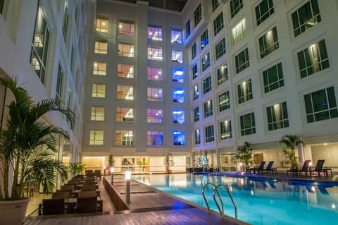 Pan Borneo Hotel Kota Kinabalu, Pool