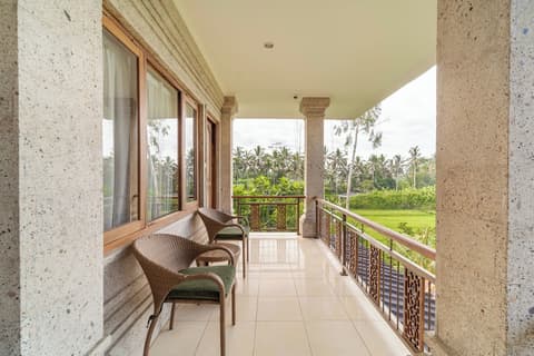 Om Ham Retreat and Resort, Terrace/patio