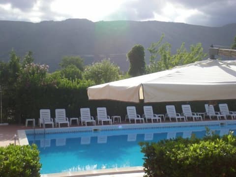 Hotel Seven Residence, Outdoor pool